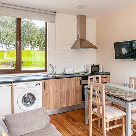 Apartamento Con Vistas A La Montana. Ciervo Cuerres